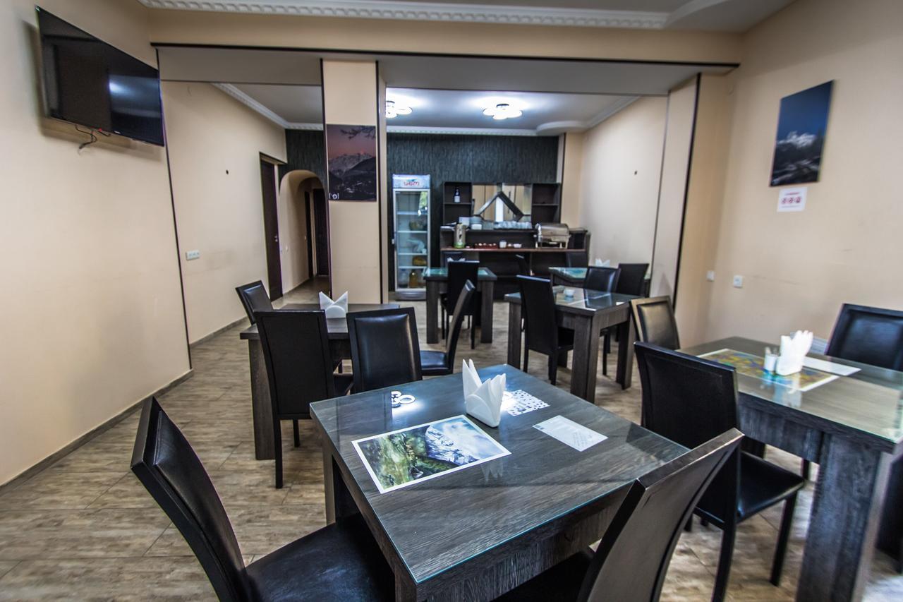 Hotel Svanseti Mestia Exteriér fotografie